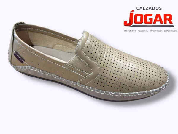 Zapato slip on caballero Modelo 06 cómodo y transpirable.