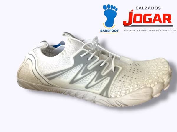 Zapatilla barefoot señora 7-1249 con suela plana, horma amplia y estructura flexible para una pisada natural.