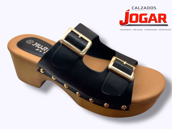 Sandalia zueco para señora HD 003 con plataforma y doble hebilla decorativa.